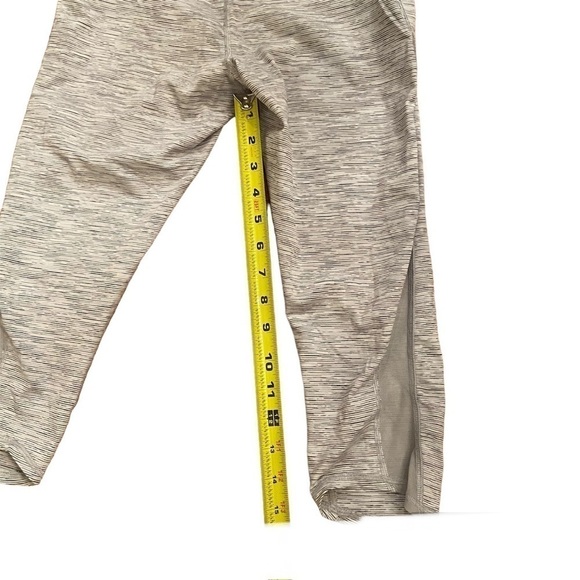 Lululemon womens capri leggings light gray high waisted size 6 - Picture 6 of 8